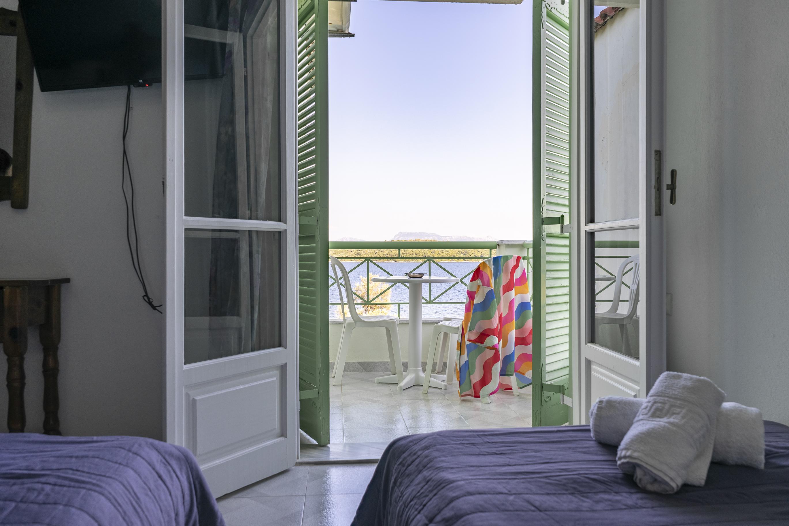 Tropicana Inn Нидри Экстерьер фото