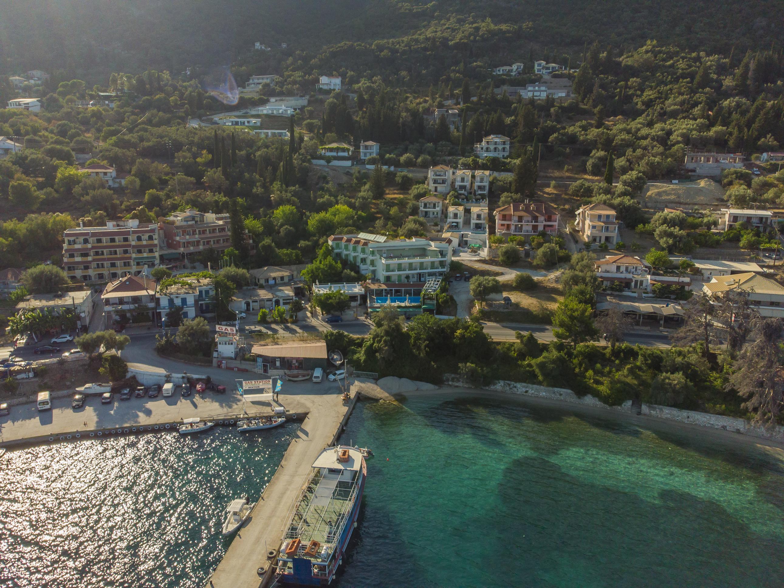 Tropicana Inn Нидри Экстерьер фото