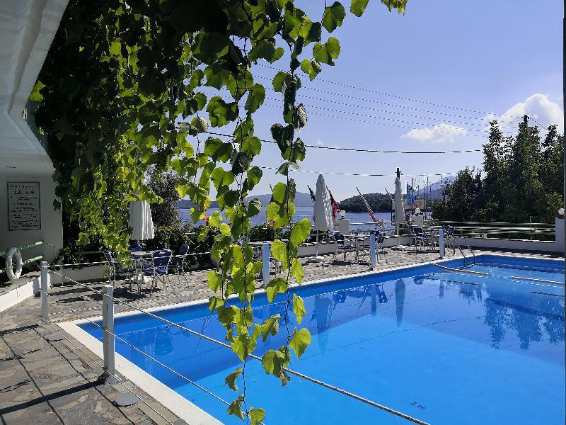 Tropicana Inn Нидри Экстерьер фото